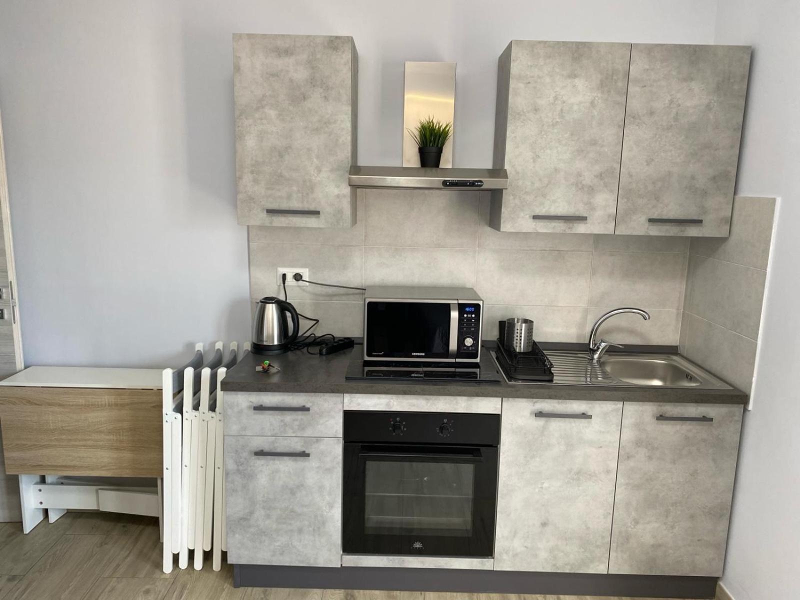 Fcoairporthouse Apartment *