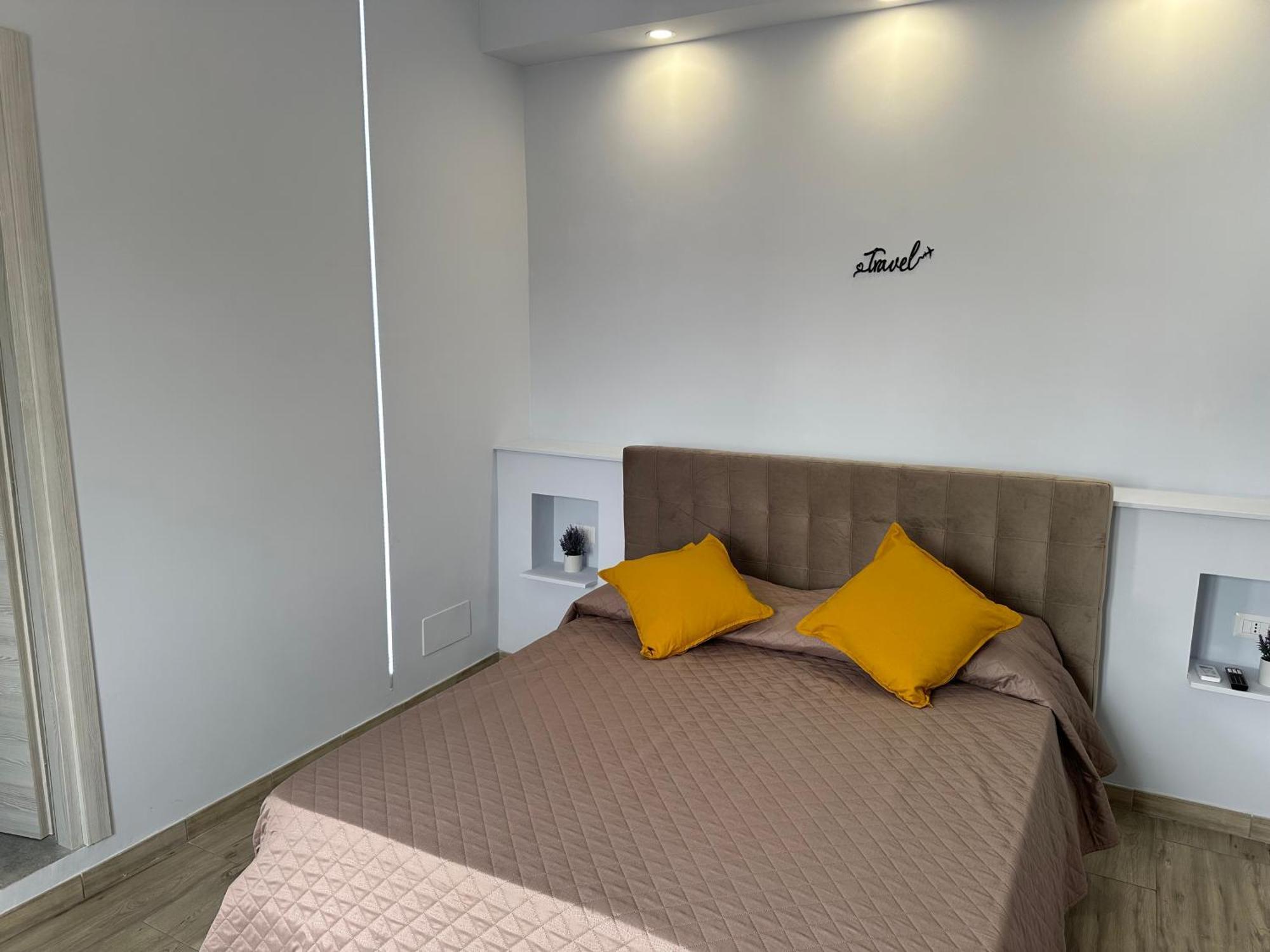 Fcoairporthouse Apartment