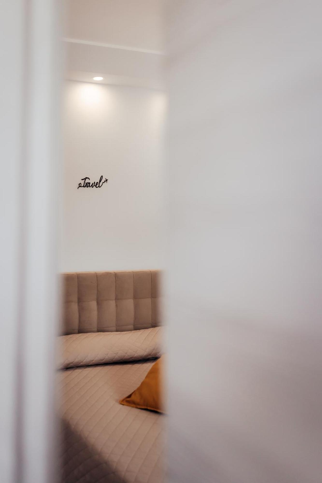 Fcoairporthouse *