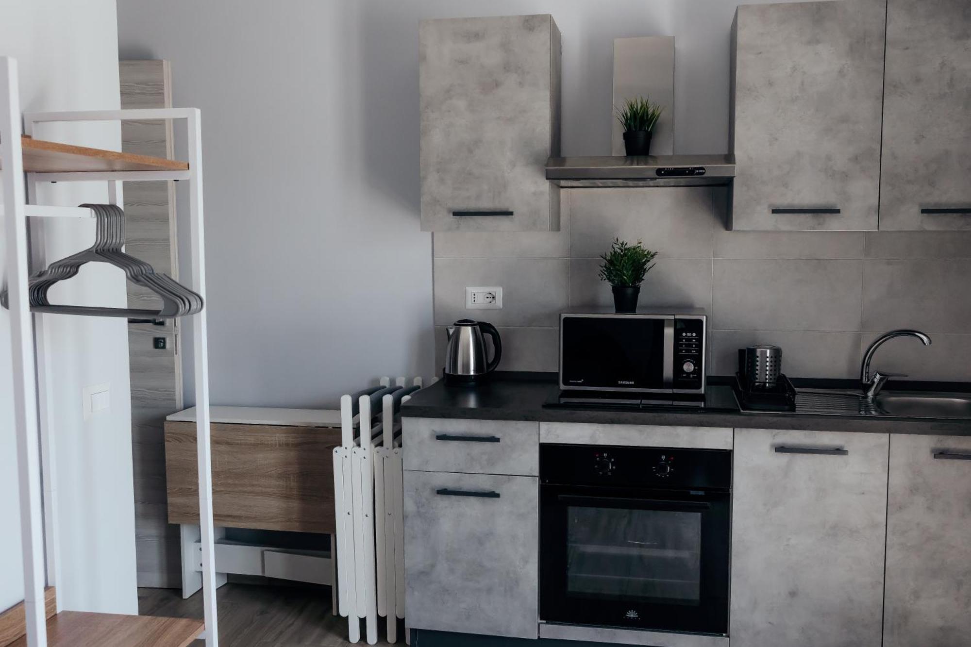 Fcoairporthouse Apartment